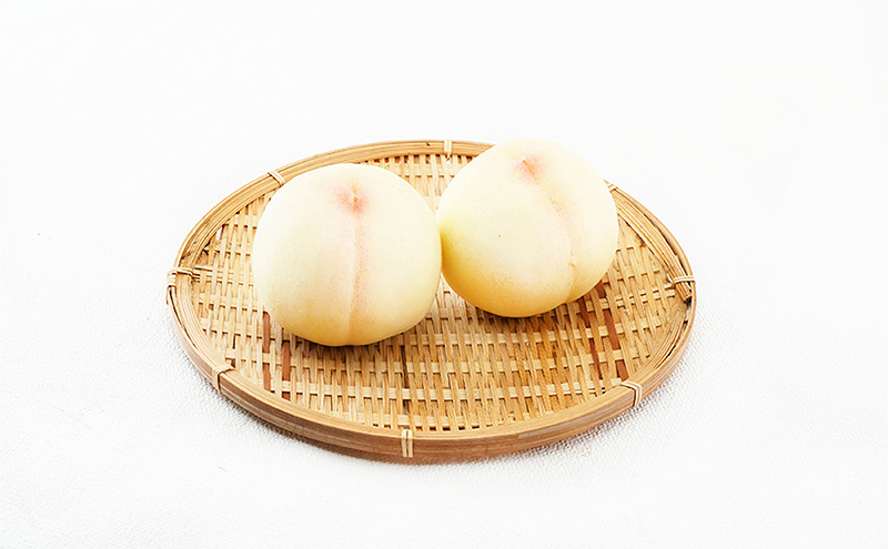 桃 ぶどう 2026年 先行予約 果物詰合せ 白桃 2玉 (1玉200g以上)  シャイン マスカット 晴王 2房 (合計約940g) 化粧箱入り 岡山県産 国産 フルーツ 果物 ギフト 