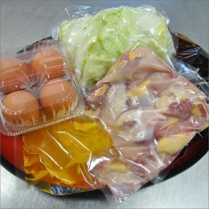 シンプルイズベストで味わう鶏の旨味！【鳥好鍋セット】