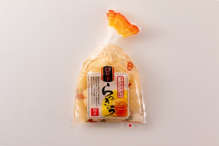 ＜純国産ぴり辛らっきょう1.3kg（130g×10P）＞ おつまみやご飯のおともに！【MI013-ko】【株式会社上沖産業】