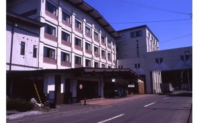 202.川湯観光ホテル1泊2食付き2名様ご利用（和洋室ロハスパタイプ）