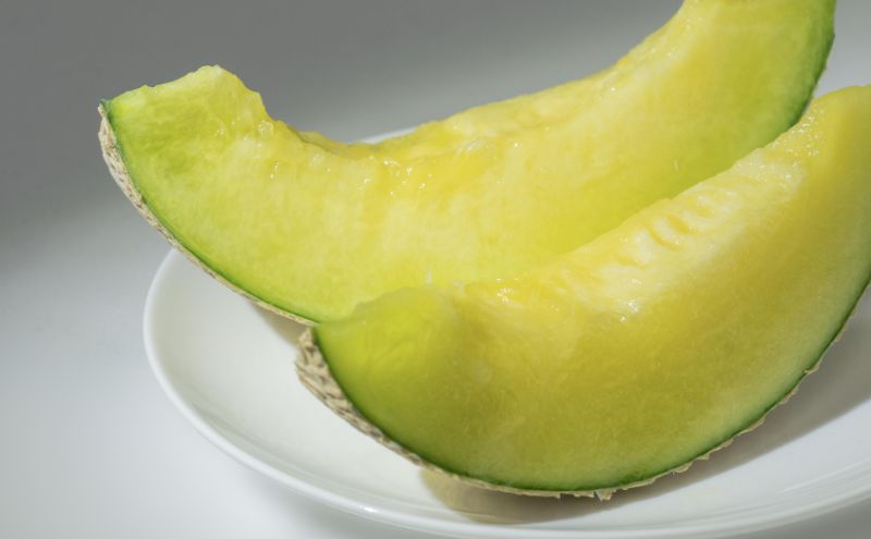 クラウンメロン 大玉 1.5kg以上 1玉 (夏3～8月) 果物 メロン 青肉 フルーツ デザート 高級メロン ブランドメロン 袋井市 静岡県