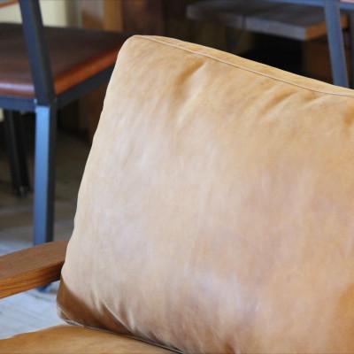 ふるさと納税 富田林市 Orland Sofa 2.5人掛け (オーランドソファ) オイルレザー【SWOF】 |  | 03