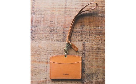 【minca】栃木レザーのストラップ付ヨコ型パスケース 定期入れ 職人の手仕事 パスホルダー02+ストラップS/キャメル　714【雑貨 日用品 人気 おすすめ 】