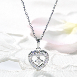 ネックレス プラチナ PT900 【計0.38ct】 ダイヤモンド 揺れるダイヤ プリンセスカット レディース ペンダント【f252-pt-p】 ALPAZ119