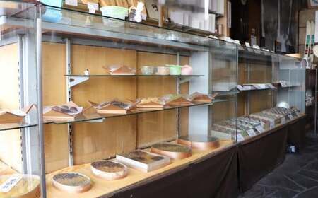 岐阜老舗岡女堂の栗入り甘納豆 約1ｋｇ小判型（大納言 斗六 青えんど 金時 栗）計5種類入り 和菓子 伝統の味 お土産 プレゼント おかし 人気 岐阜市/合資会社　岐阜岡女堂[ANCO001]