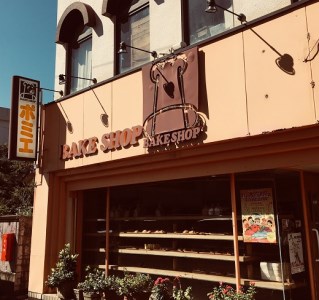 スイーツケーキ３回定期便（パウンドケーキ・ショコラブラン・ロールケーキ） お菓子 デザート おやつ 焼き菓子 洋菓子 【J00002】