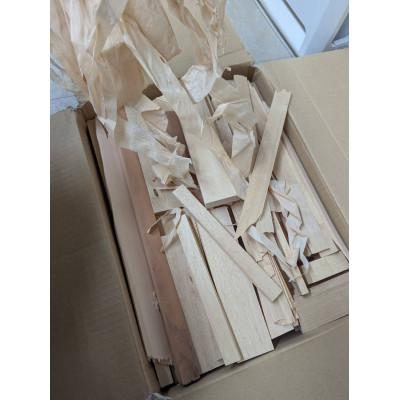 ふるさと納税 和泉市 焚き火用　無垢材　端材　詰め合わせセット!キャンプ・焚き火に最適!火の付きやすい木材です。