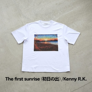 ＜新登場＞VOICE GATHERING アートプリントT-Shirt(The first sunrise（初日の出）・Mサイズ・1枚) Tシャツ 半袖 トップス ホワイト 白 クルーネック M L 
