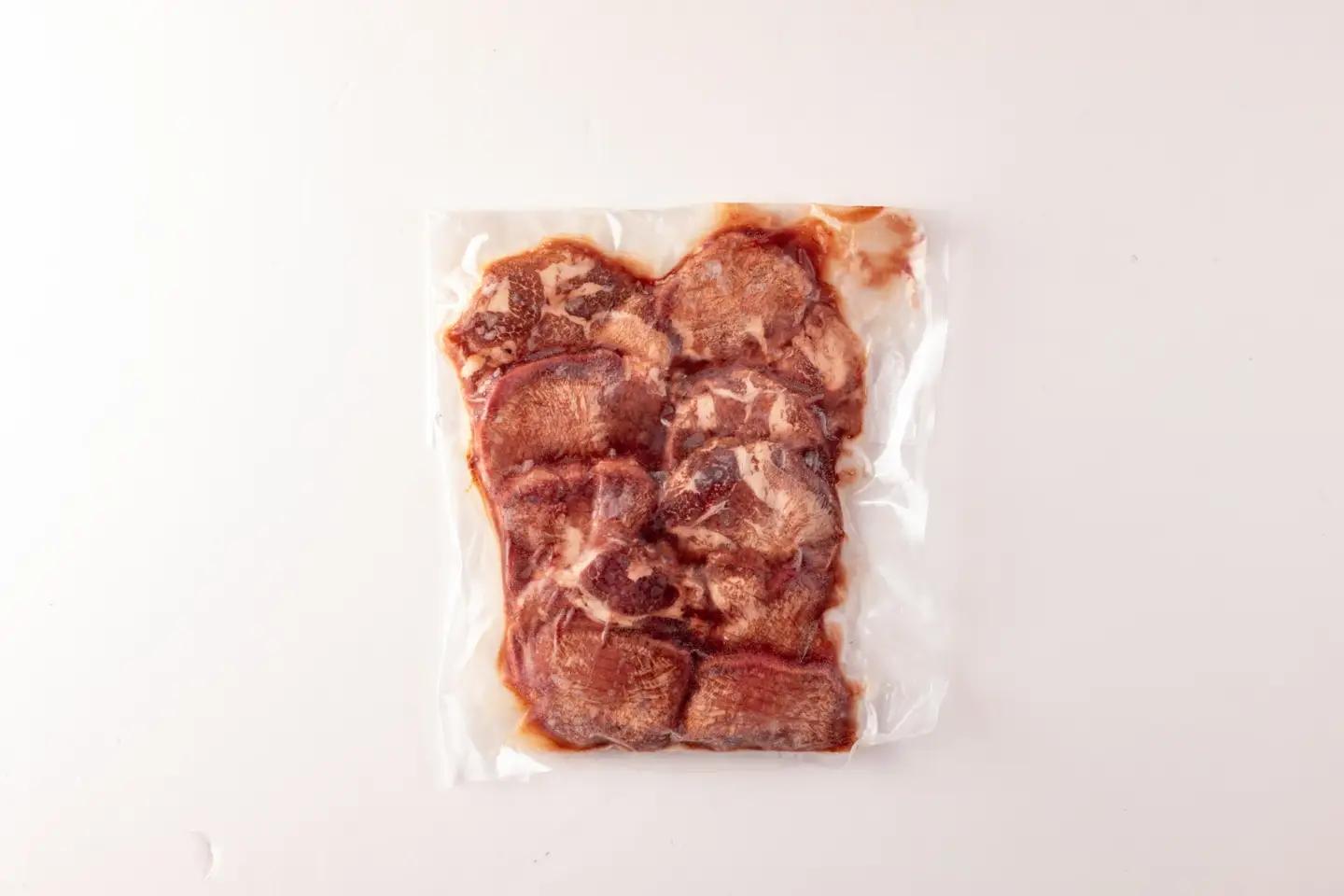 厚切り牛タン（外国産）塩味500ｇ真空パック【MI702】