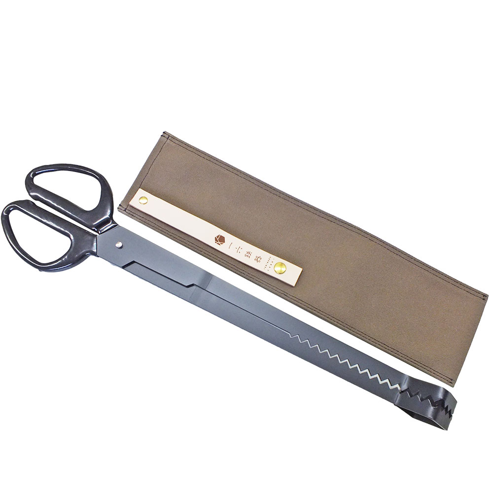 【ふるさと納税】一六鉄器 『火ばさみ 角型』 焚き火 黒皮鉄 収納袋付 全長49cm 薪ストーブ 薪ばさみ 薪はさみ 炭ばさみ 炭はさみ バーベキュー キャンプ ソロキャンプ ソロキャン アウトドア 焚火 暖炉 送料無料
