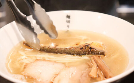 麺切り白流ラーメン食べ比べセット 岐阜県産鮎の焼干しスープ3種（醤油・白醤油・しょっつる） 自家製鮎の焼干し 煮豚 メンマ付き 自家製多加水麺 焼干しそば 黒バラのり 岐阜市/teamHAKURYU[