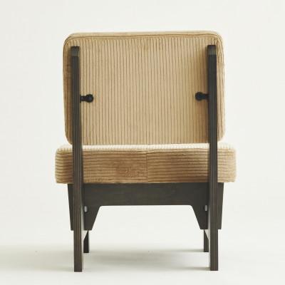 ふるさと納税 海南市 和歌山県海南市　高品質な一人掛け組み立てソファ　コーデュロイベージュ(フレームブラック) |  | 01