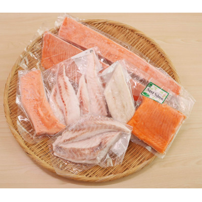 
            女川産銀鮭と季節の地魚セット【1630067】
          