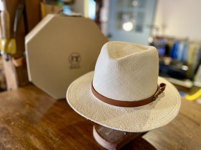 木型 で作った 中折れ パナマハット | 関口善大靴工房 サイズ調整テープ付き オリジナル木型 ナチュラルカラー 中折れ 中折れ帽子 中折れ帽 ハット 帽子 最高級素材 エクアドル産 パナマ 本牛革 