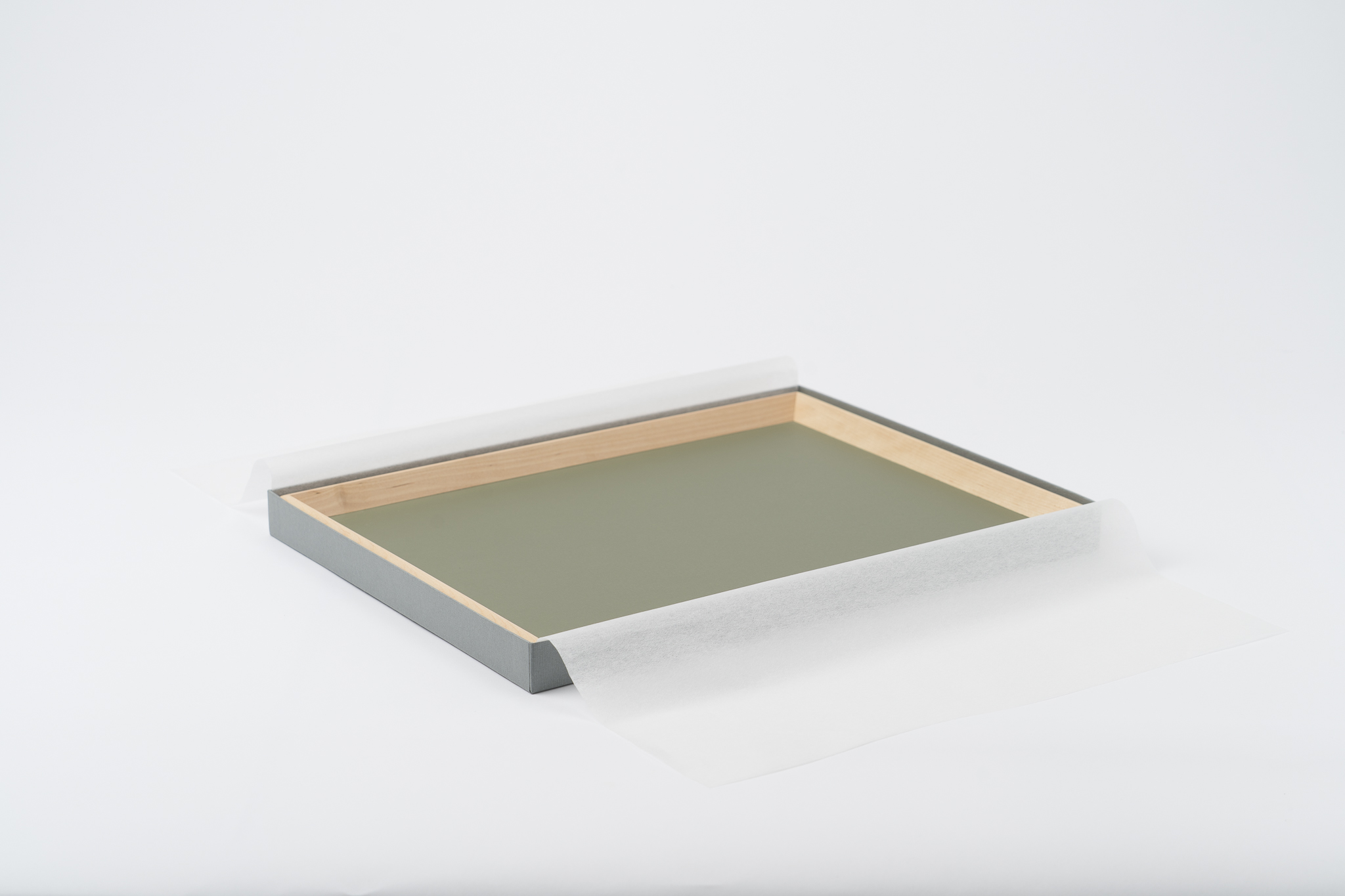 【木と暮らしの工房】シラカバ・トレー　＜サイズ：L／カラー：Green（緑）＞