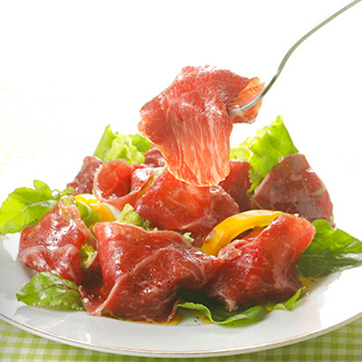 【とろける口どけ、程よい塩味に魅了されるリピーター続出!おおいた和牛の贅沢生ハム】200g(日出町)【配送不可地域:離島】