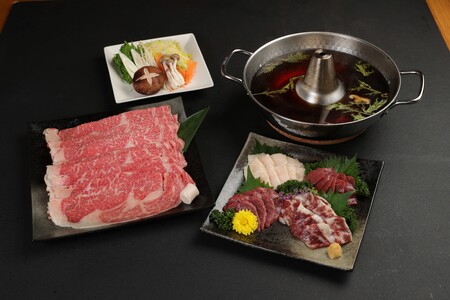 牛肉 【12ヶ月定期便】あか牛 すきやき しゃぶしゃぶ用サーロイン肉1kg(500g×2)、馬刺し200g(赤身100g、霜降り50g、たてがみ50g)セット 国産牛肉 熊本県産牛肉 厳選牛肉 ヘルシ