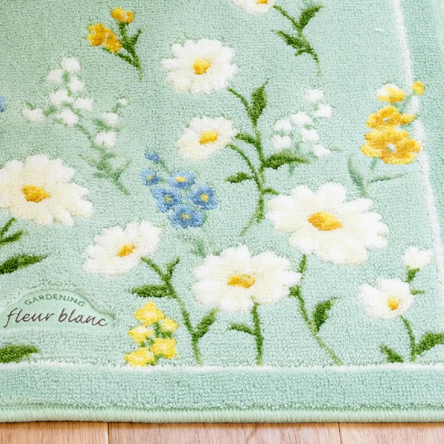 フルールブラン トイレマット 約55×60cm グリーン  北欧 おしゃれ かわいい 洗える 花柄  マーガレット