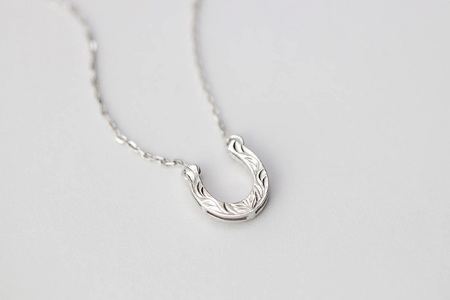【プラチナ】リバーシブル馬蹄ネックレス/ PT(LP0003)