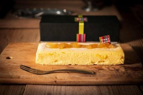 グルテンフリー湯布院産米粉を使用したガトーショコラとチーズケーキのセット【由布院ときの色】