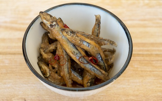 きびなごの南蛮漬け（330g～340g）×３袋 魚介 冷凍おかず惣菜 レトルト食品 おつまみ お酒 ビール おかず 副菜 お弁当 グルメ 美味しい 簡単 調理 時短 ギフト プレゼント【R00322】