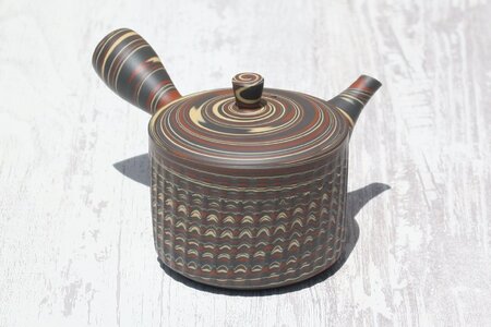  常滑焼　陶仙窯　練込切立型急須　セラメッシュ（陶製茶こし）| 常滑焼 急須 シンプルデザイン おしゃれ 焼き物 特産品 贈り物 プレゼント とこ販 茶器 和食器 陶器 陶磁器 ティーポット キッチン用品 キッチン雑貨 日本製 食器 紅茶 日本茶 愛知県 常滑市