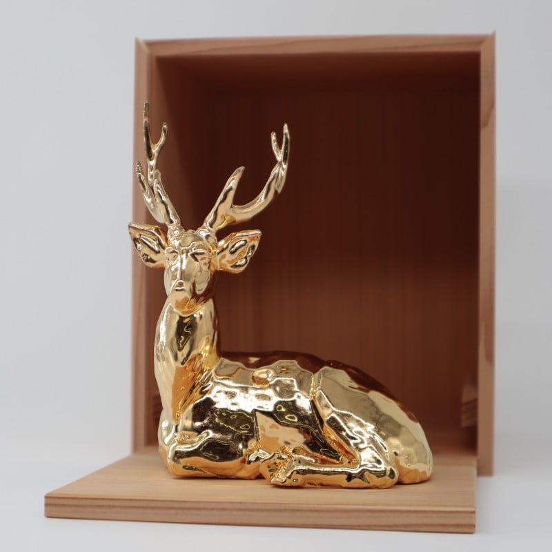 奈良一刀彫の金メッキレプリカ