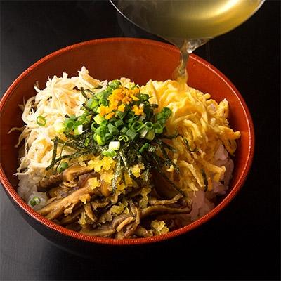 ふるさと納税 奄美市 メディアでも話題!奄美の伝統料理【鶏飯】4食分セット |  | 02