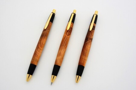 屋久島産【天然ヒノキ】ボールペン（0.7mm）１本 （ペン 文房具 雑貨
