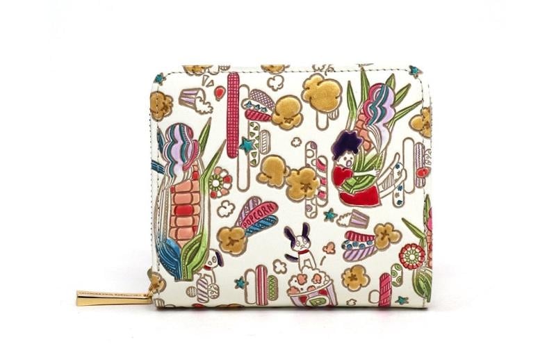 
            【文庫屋大関】二つ折りファスナーミニ財布 弾けるもろこしガール【皮革工芸品】財布 二つ折り 小物 お札 カード 小銭 コンパクト 牛革 手作り 日本製 墨田区 東京都 [№5619-2066]
          