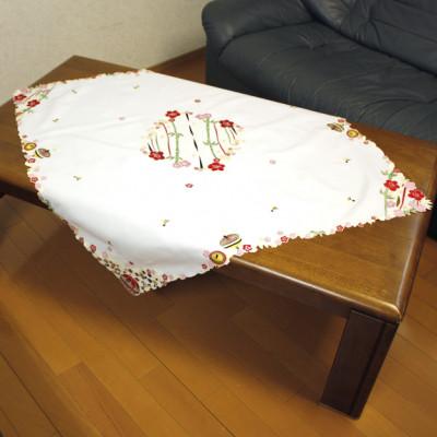 ふるさと納税 直方市 迎春を彩る和モチーフ刺繍テーブルクロス　正方形88x88cm  美しいお正月インテリア |  | 01