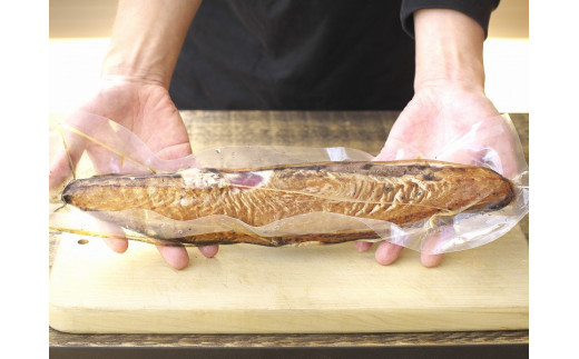 【訳あり】藁焼きかつおのたたき 1kg (藻塩付き) / 増量 訳アリ 鰹 カツオタタキ カツオのたたき 鰹のたたき 丼 刺身【nks103B】