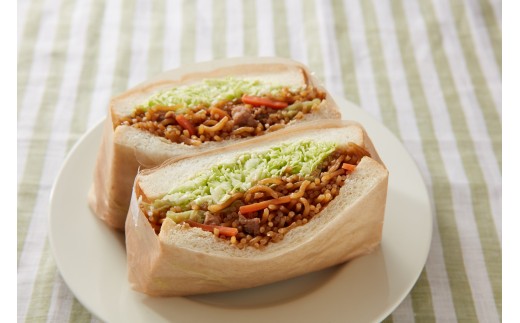 【3ヵ月定期便】 焼そば革命 3食入×4袋(12食分) 3ヶ月定期便 | やきそば レンチン 冷凍食品 焼きそば 麺 ソース焼きそば 国産野菜 国産豚 簡単調理 話題 テレビ紹介 マツコ サタプラ 番組 ランキング 冷凍焼きそば部門1位 チン レンジ テレビ モチモチ もちもち もっちり 野菜 冷凍 美味しい 簡単 リピート 具材 お昼 夜食 冷凍庫 肉 キャベツ 常備食 つむぎや 埼玉県 久喜市