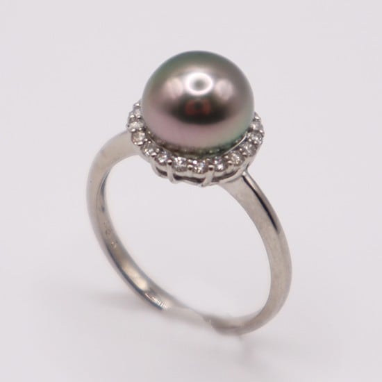 
                  1949 Pt900 タヒチ黒蝶真珠8.0㎜up　ダイヤモンド0.20ctリング
                