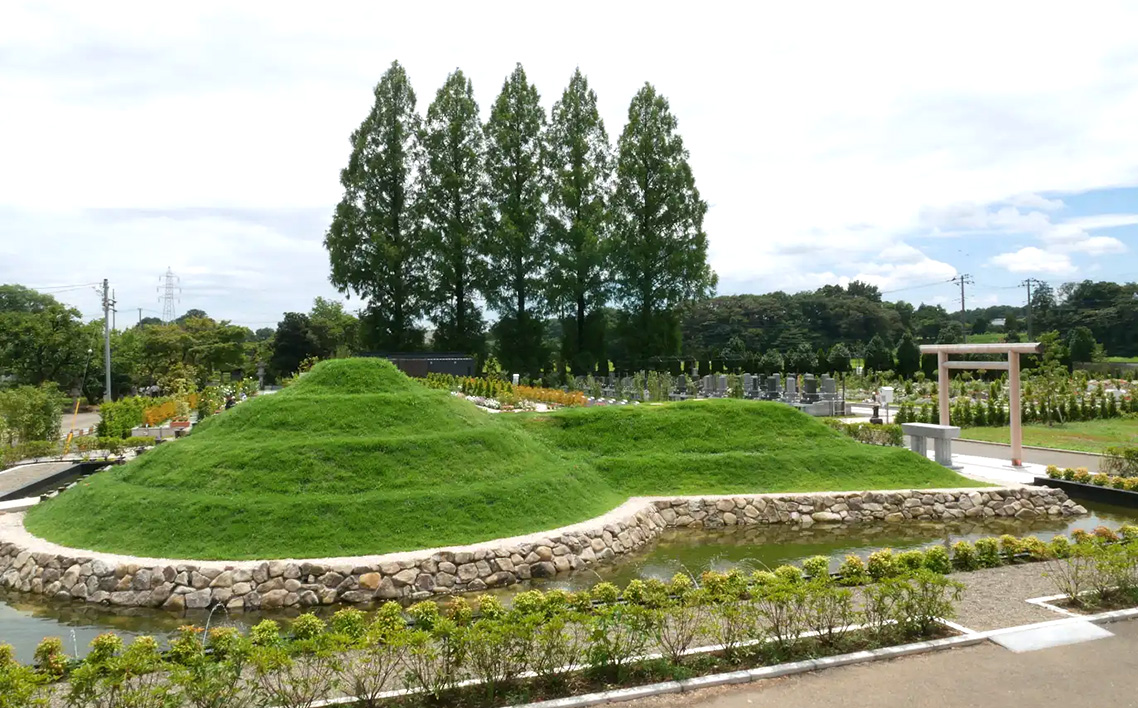 No.352 前方後円墳墓 B．（2人用）1段目