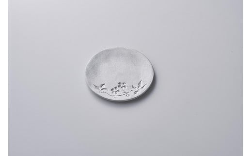 【レビューキャンペーン実施中】「ひんやり」をキープしてくれるアルミ鋳物の菓子皿（Sakuraセット）  石川 金沢 加賀百万石 加賀 百万石 北陸 北陸復興 北陸支援