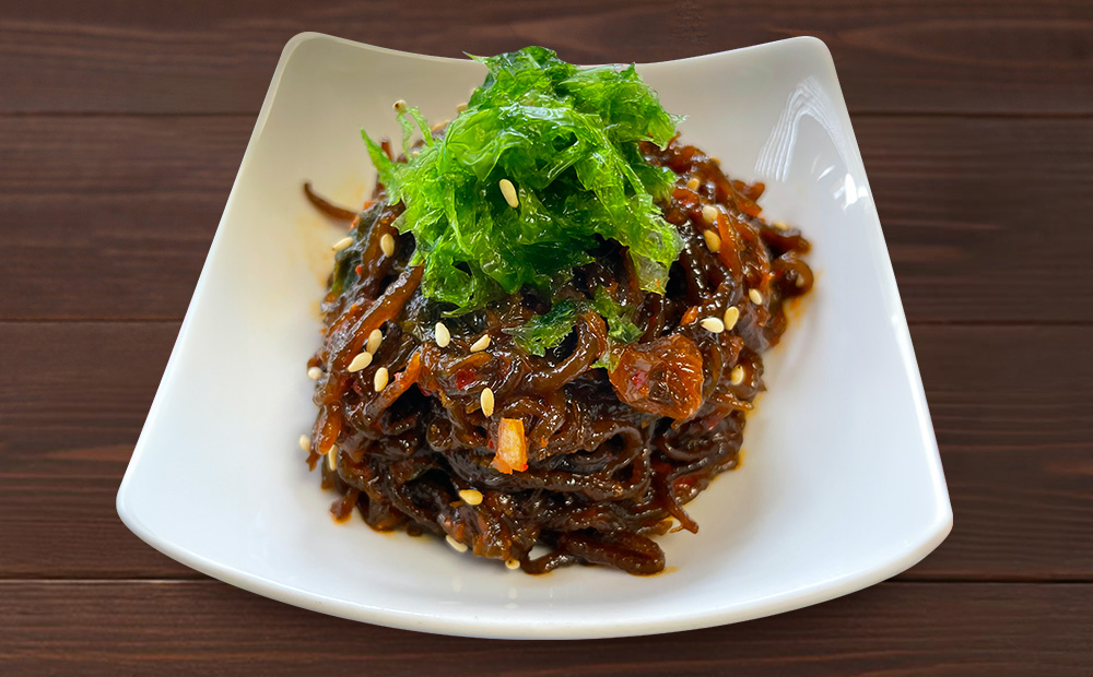 【久ー韓】離島フェア2025 優秀賞受賞！「アーサー入りもずくキムチ」2パック 韓国料理 ヤンニョム ソウルフード 発酵食品 あおさ モズク 県産品 自家製 ソース 漬物 受賞商品 人気 韓流 K-P