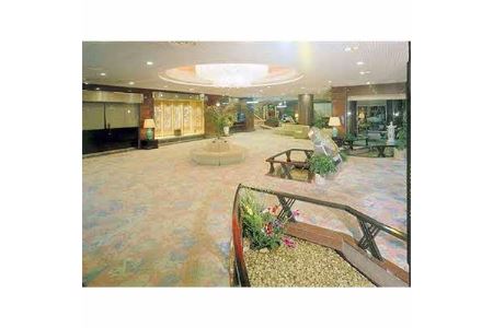 湯郷グランドホテル不動の1番人気!　1泊2食付ペア宿泊券(休前日限定・夕食はステーキ会席)　【1107030】