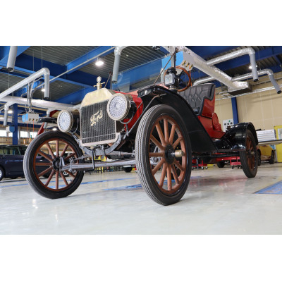 
1912年式T型フォード運転講習会〈2名まで〉3時間　【1498116】
