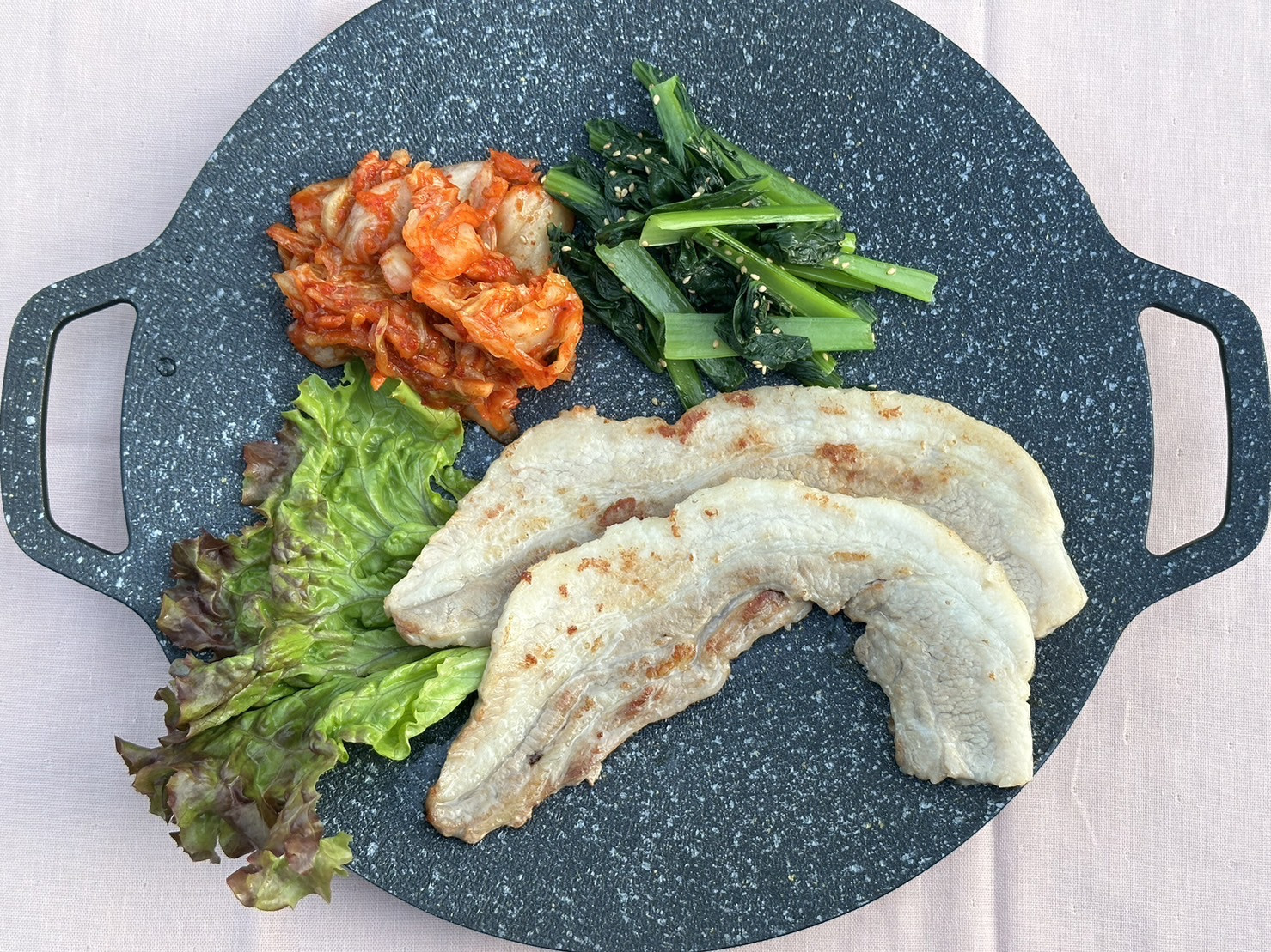 白金豚 焼肉用 豚カルビ【W（ダブル）】(バラ500g×4パック) 【2130】