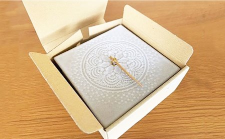 置時計 LACE TILE CLOCK 『ホワイト』【杉浦製陶】 インテリア 雑貨 おしゃれ [TAO001]