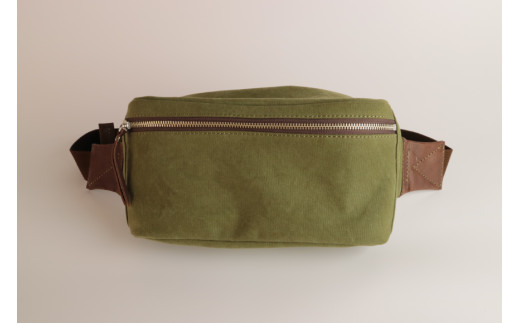 ボディバッグ アーミーグリーン [アトリエSASSA 富山県 朝日町 34310129]