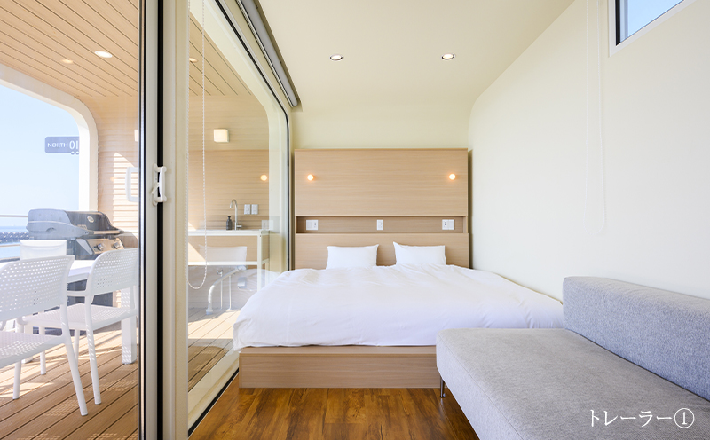 温泉水99 1.9ℓ×12本＋休日一棟貸切　宿泊ギフト券　THOUSAND GARDEN TARUMIZU