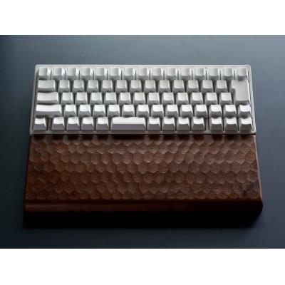 ふるさと納税 府中市 【広島県府中市産】HHKB専用亀甲名栗木製パームレスト&ルーフ　ウォールナット 蜜蝋クリーム付き |  | 03