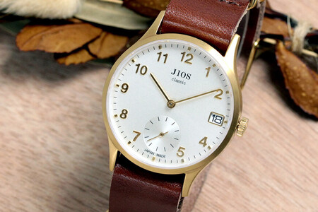 JIOS OMI 日本製 クラシックスタイル クオーツ腕時計 メンズ レディース ウォッチ ユニセックス 男女兼用 Made in Shiga スモールセコンド ゴールド×ベージュ 栃木レザー NAT
