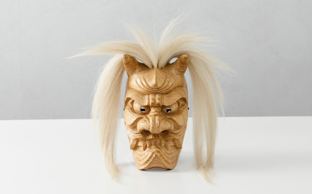 男面は災いが家へ入らないよう口を閉じています。※浮立面には男面と女面があります。