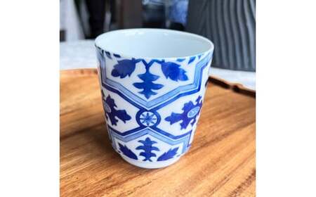 有田焼 染付十字文 ペアマグカップ【有田焼 花伝作】 2個 セット 器 伝統 クルス コップ A25-568