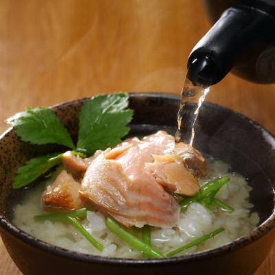 ふるさと納税 白糠町 秋鮭の塩カマ【1kg】 |  | 02