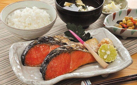  3か月 定期便 筵巻き 山漬け 紅鮭 切身 詰合せ 鮭