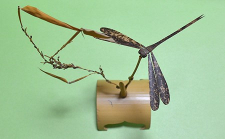 ＜京都産竹使用＞ 竹のバランストンボ1匹ver(大) リラックスインテリア 竹ストロー5本付き 竹 トンボ とんぼ インテリア 置物 置き物 飾り物 装飾品 雑貨 飾り 装飾 インタリア雑貨 手作り 